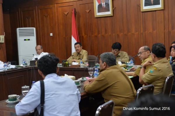 Rapat Koordinasi Pembahasan Perkembangan Proyek Strategis Nasional